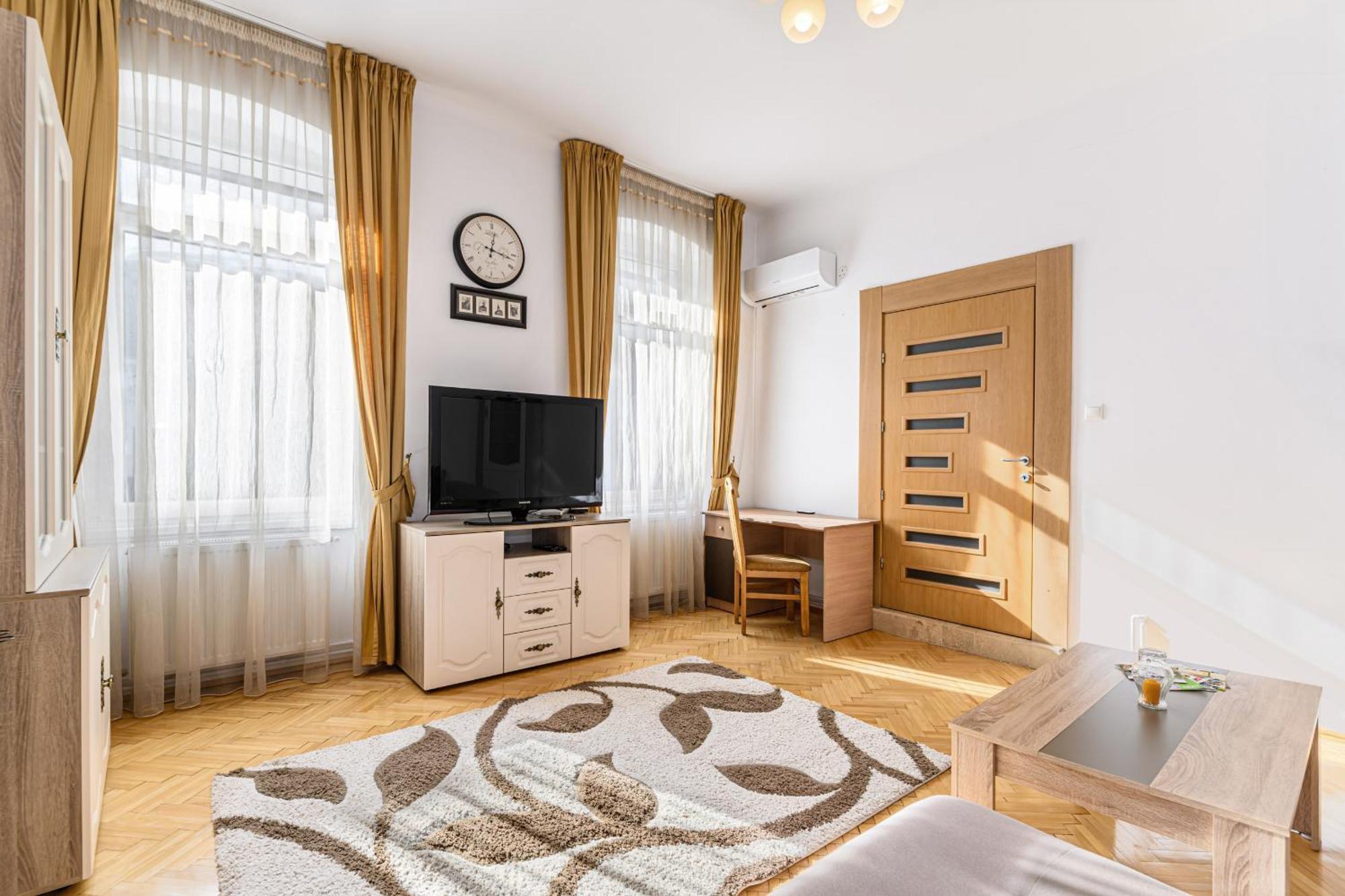 Brasov Centrul Vechi - 67Sqm - 2Min To Counsel Square Braşov Exterior foto